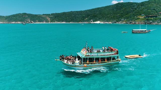 Passeio de barco em Arraial do Cabo